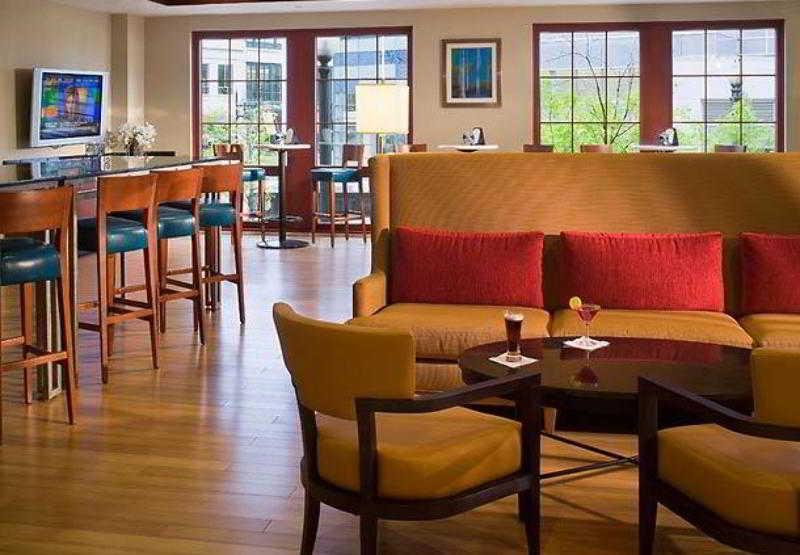 Готель Courtyard Providence Downtown Екстер'єр фото