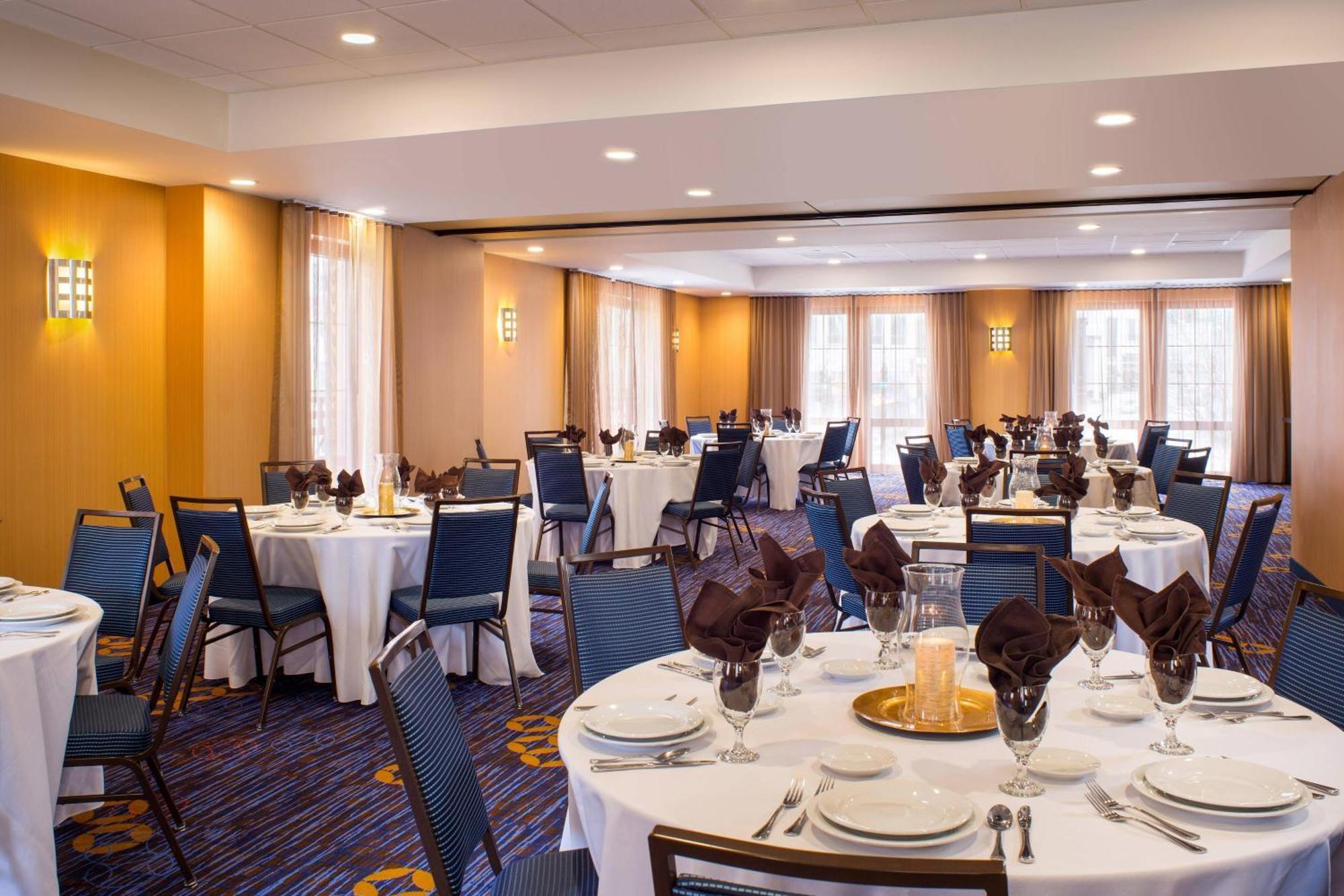 Готель Courtyard Providence Downtown Екстер'єр фото